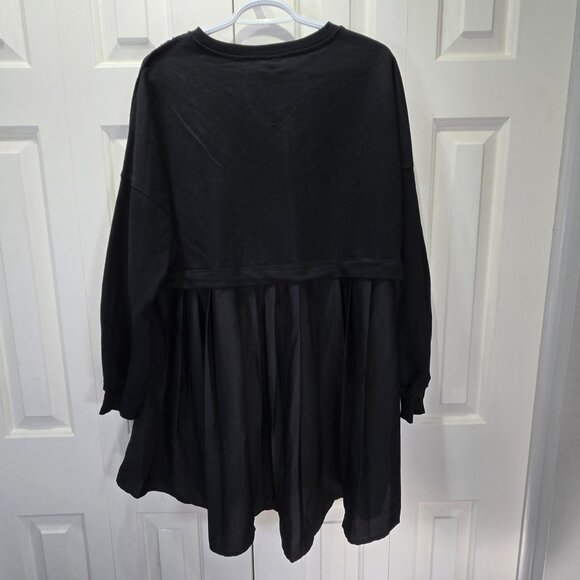 NWT Black Long Sleeve Short Dress – Size Small - Picture 2 of 6